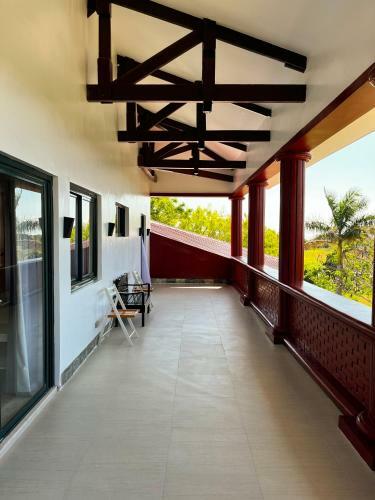 Villa The Lindela Mansion