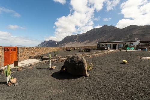 Villa Taguluche Famara