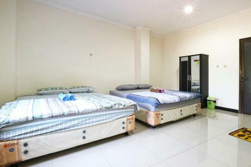 Hostal Saloka Guest House