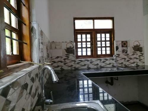 Hostal Sirinama's House