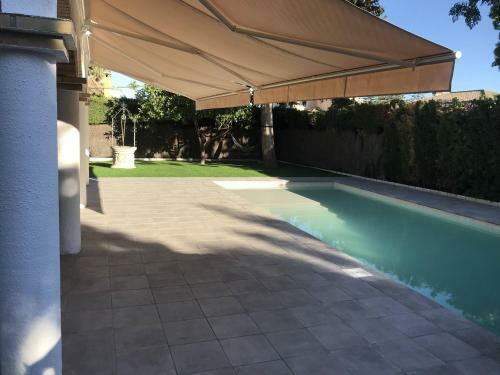 Luxury Villa Jerez 850m2 - Oasis With Private Pool & Gardens