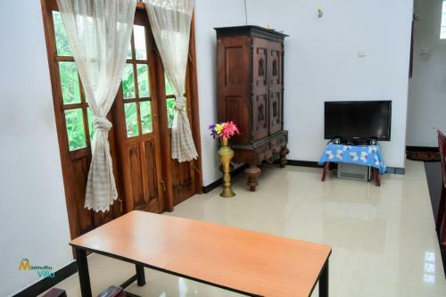 Minimuthu Villa