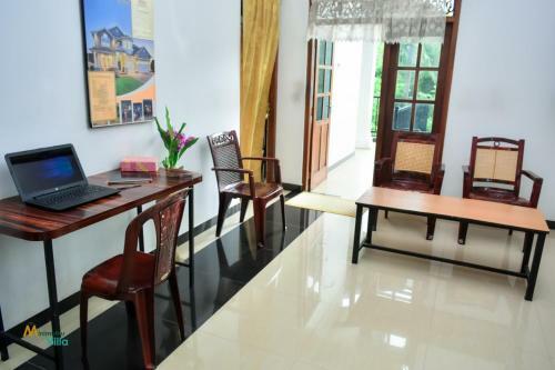 Minimuthu Villa
