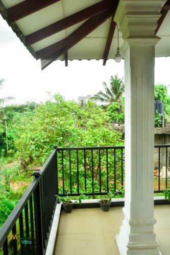 Minimuthu Villa