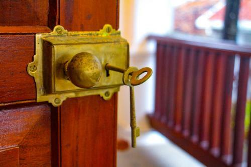 Hostal Zee Golf Affordable Luxury