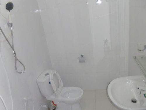 Hostal White House