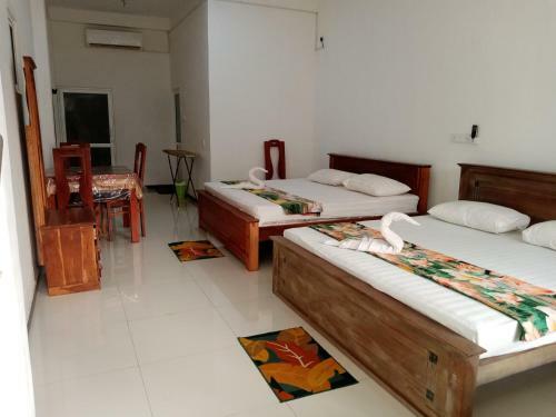 Hostal White House