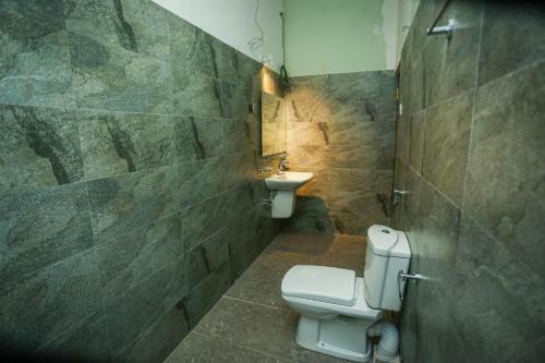 Hostal Nirosha Guest House