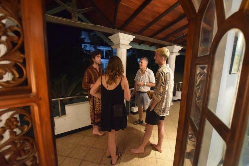 Bella Villa & Hostel