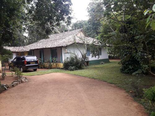 Maha Gedara Villa
