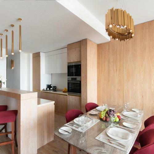 The Bentley Luxury Hotel & Suites