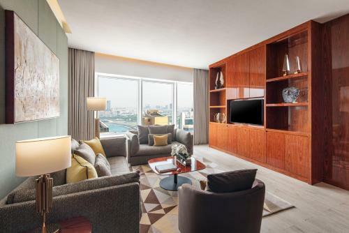 The Bentley Luxury Hotel & Suites