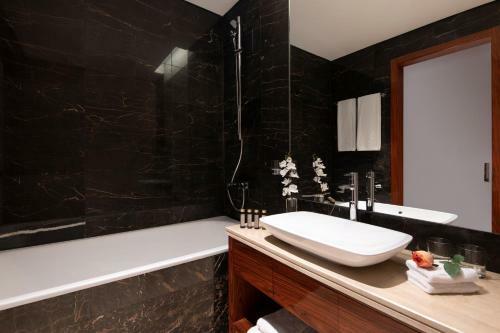 The Bentley Luxury Hotel & Suites