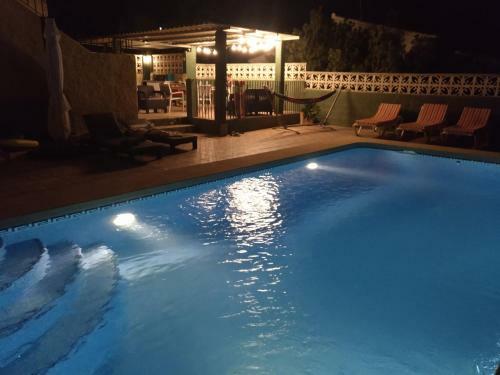 Hermosa Villa En J�vea