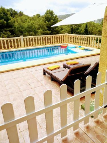 Hermosa Villa En J�vea