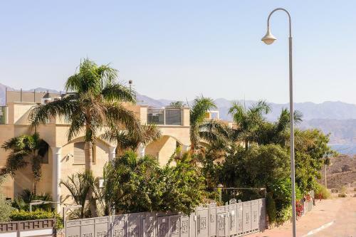 Villa Debora With Heated Pool