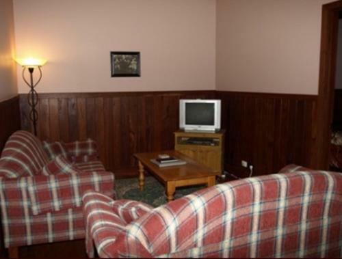 Pemberton Old Picture Theatre Holiday Apartments