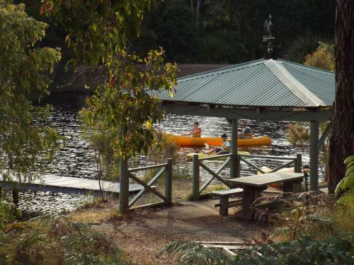 Donnelly Lakes