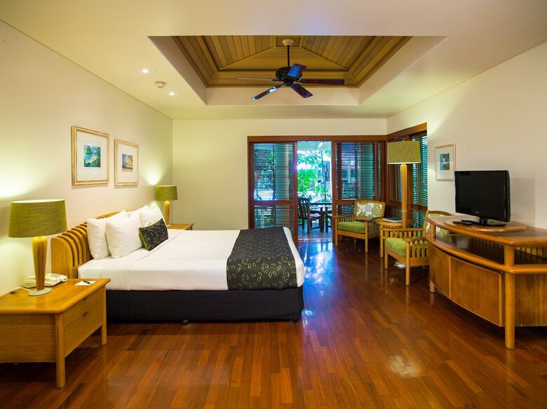 Hotel Green Island Resort