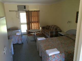 Glades Motor Inn
