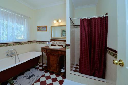 Hostal Anchorage Guest House And Self-contained Accommodation