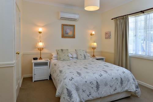 Hostal Anchorage Guest House And Self-contained Accommodation