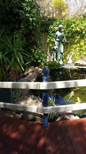 Hostal Anchorage Guest House And Self-contained Accommodation