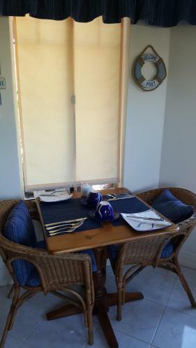 Hostal Anchorage Guest House And Self-contained Accommodation