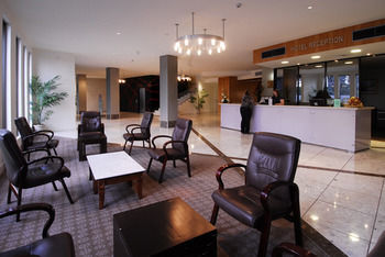 Golden Pebble Hotel