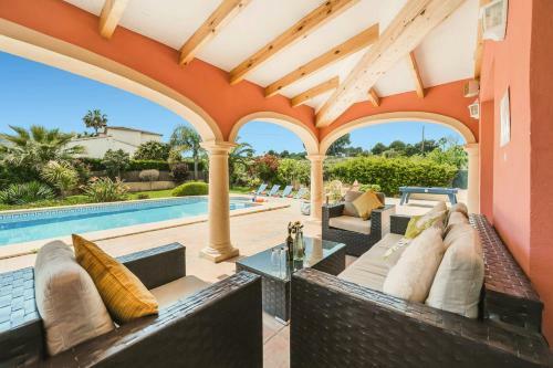 Villa Elemed By Villa Plus
