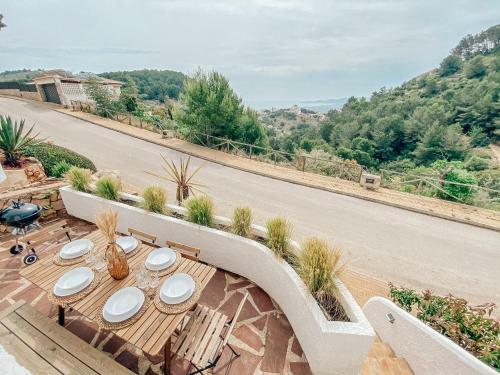 Montgo Home