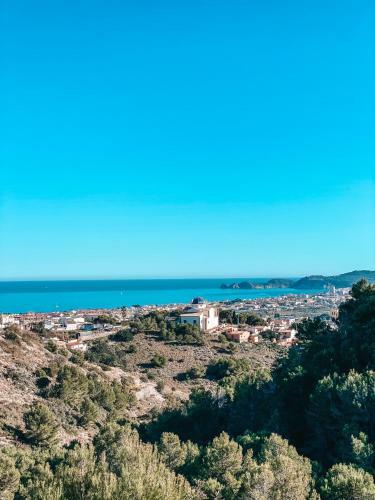 Montgo Home
