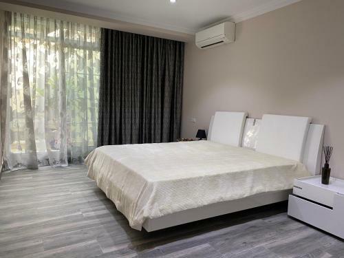 Luxurious Apartment In J�vea With Private Swimming Pool&garden