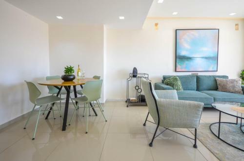 Designed Apartment With Balcony And Sea View- Yalarent