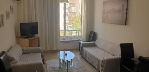 2-room Apartment / ???? 2 ?????