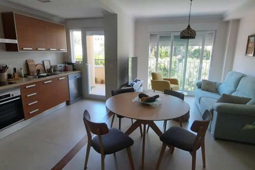 Central Apartment With Montgo View
