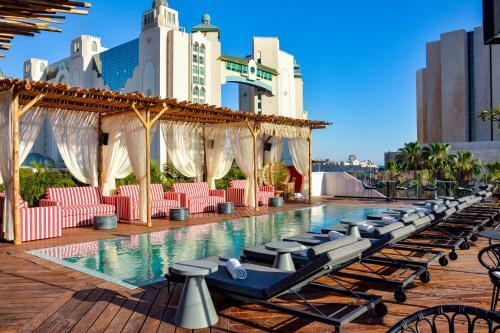 Hotel Now-vx Adults Only