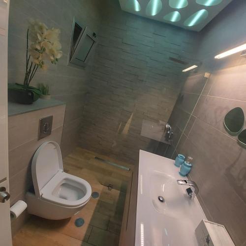 Villa ???? ??????