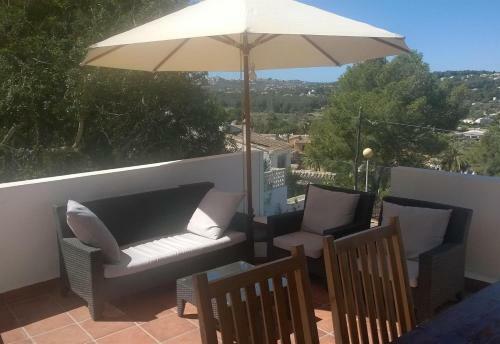 Villa Up To 8 Sleeps 4 Bedrms 2