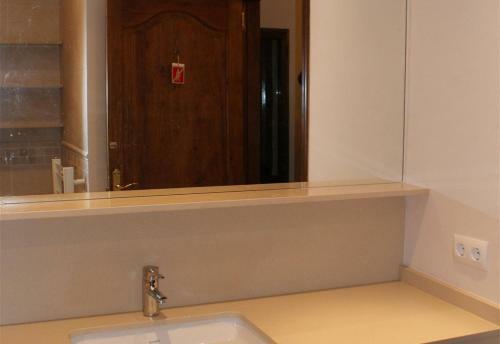 Villa Up To 8 Sleeps 4 Bedrms 2