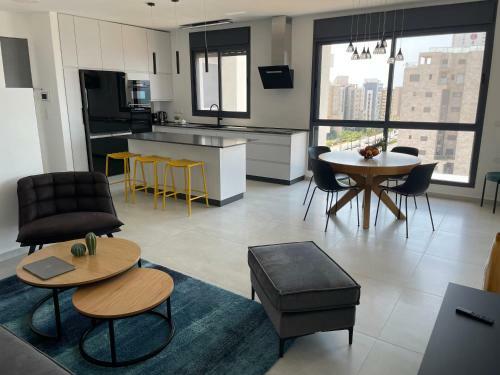 #???? ????? ?? ??? Bluewave Beach Apartment#