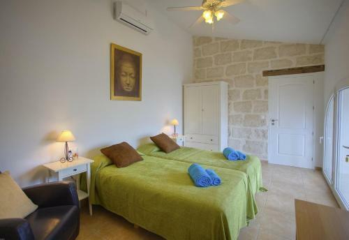 Villa La Finca - Rent Your Own Resort