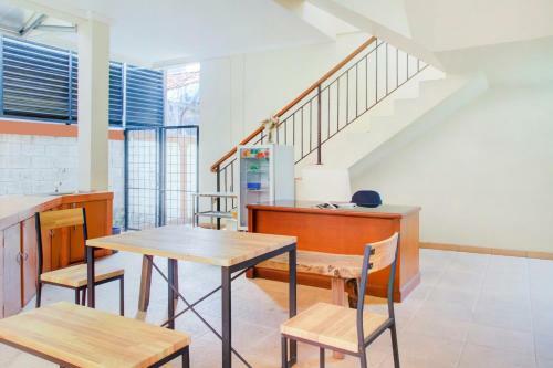 Hotel Oyo 3734 Ramboe Ranca