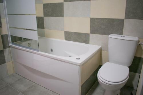Apartamentos Cerezo