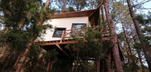 Casita Colgada "can Lia"