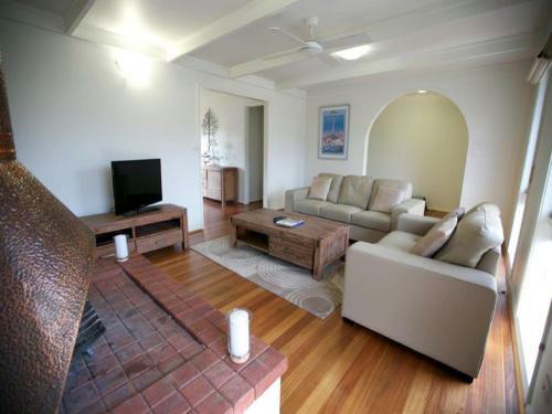 Race Course Apartments
