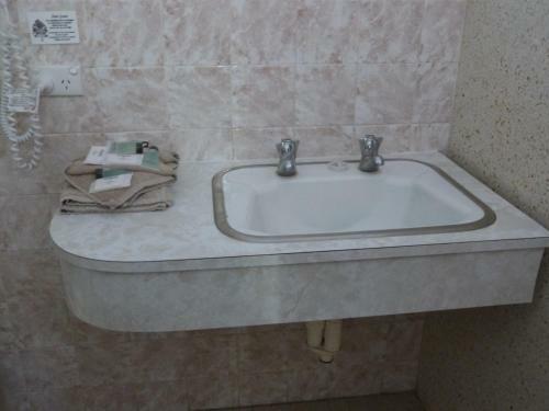 Grand Central Motel
