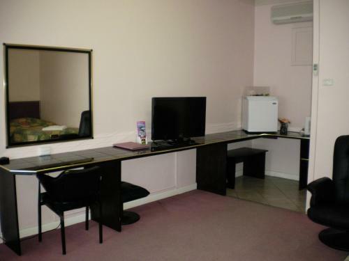 Avalon Motel