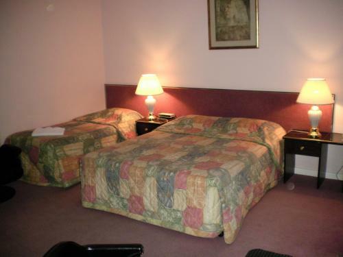 Avalon Motel