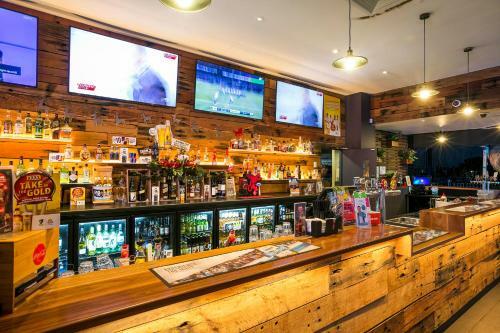Kawana Waters Hotel